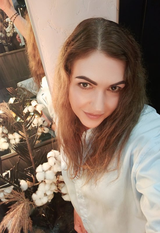 Svetlana • 54 • Russie
