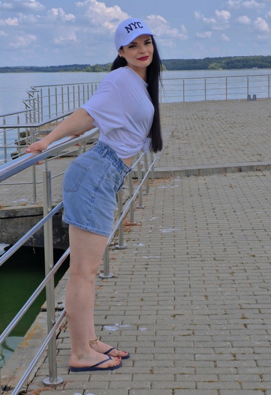 Alina  • 37 • Белоруссия