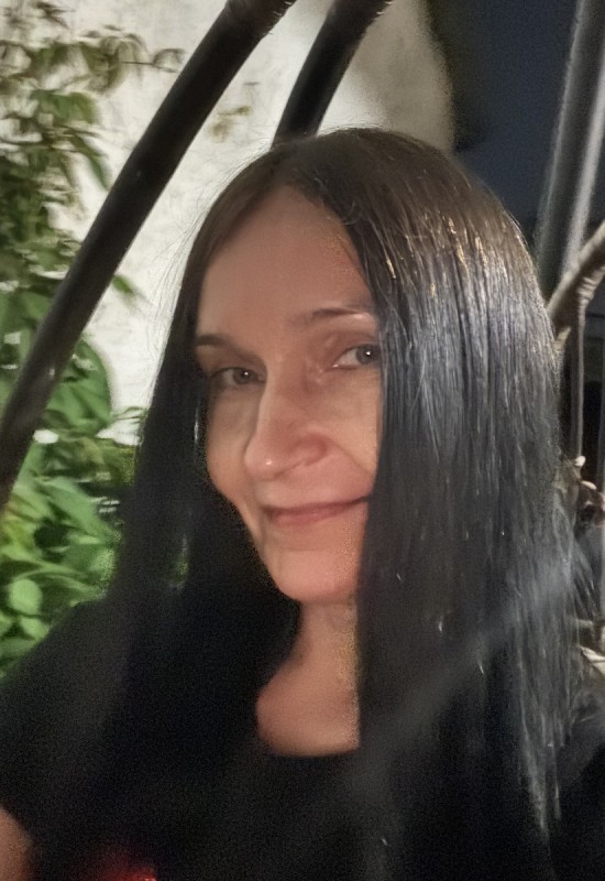 Lola • 51 • Росія