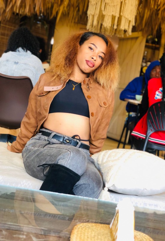 Emelie • 23 • Madagascar