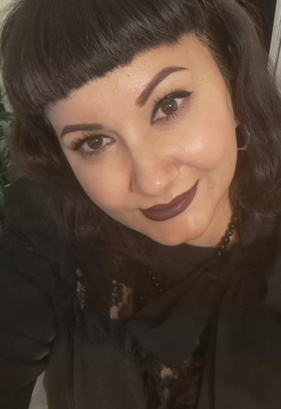 Maria • 39 • Russia