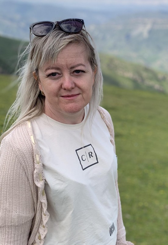 Olga • 47 • Russia