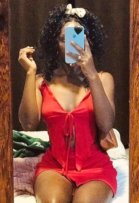 Priscilla • 21 • Madagascar