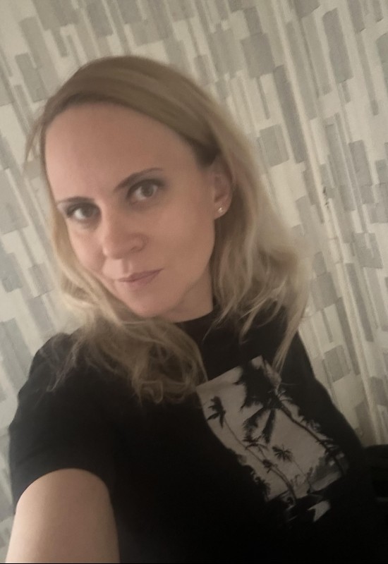 Katerina  • 41 • Russia