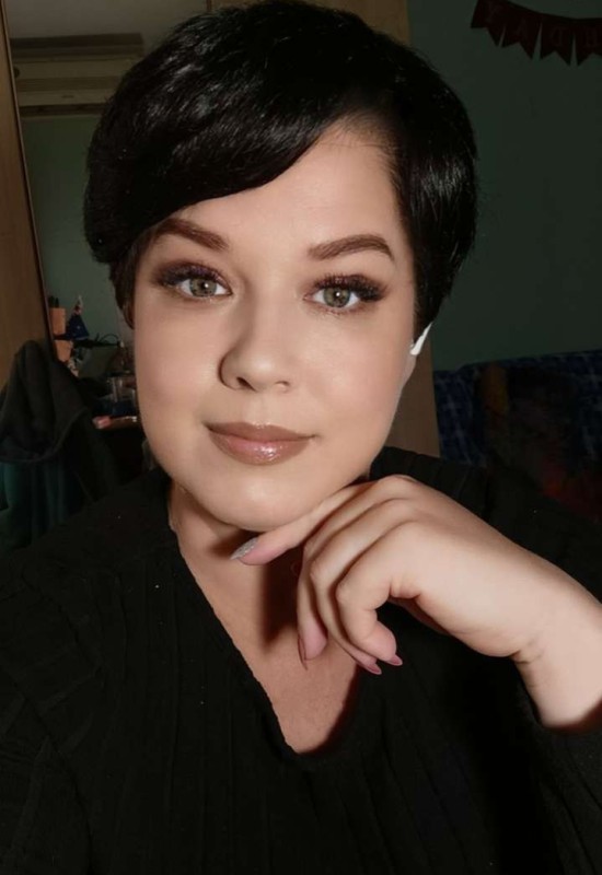 Marusya • 45 • Ukraine