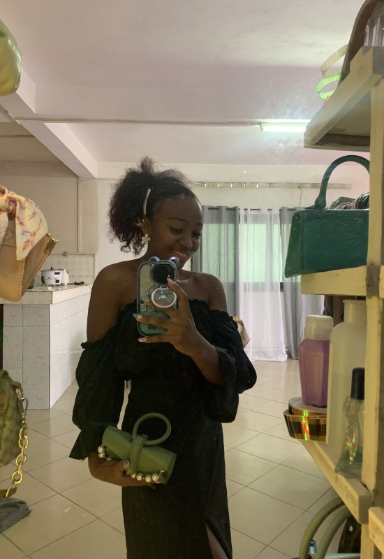 Julianna • 25 • Madagascar