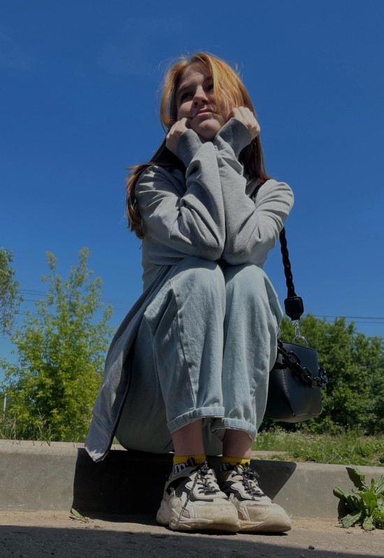 Lena • 27 • Russie