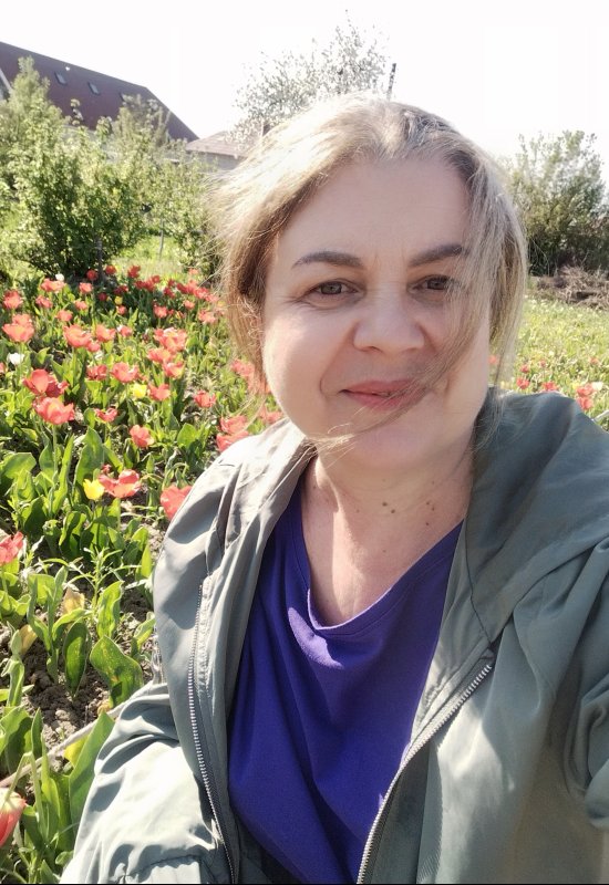 Svetlana • 57 • Ukraine 🇺🇦