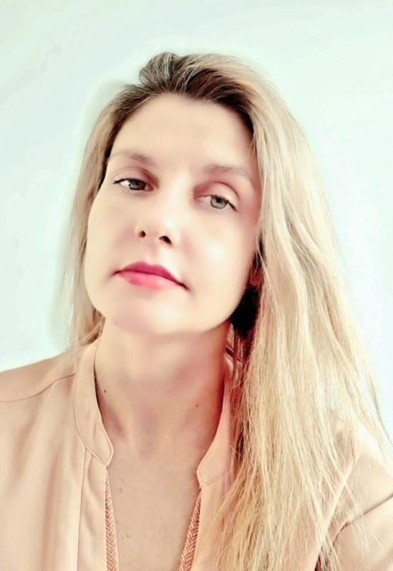 Anastasia • 45 • Russia