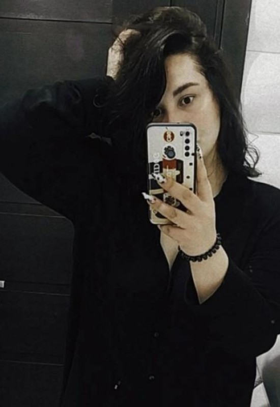 Anna • 31 • Kazakhstan