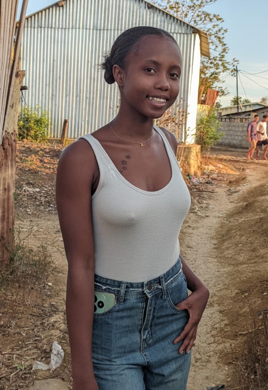 Julienne • 21 • Madagascar