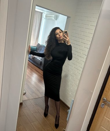 Lelya, 31