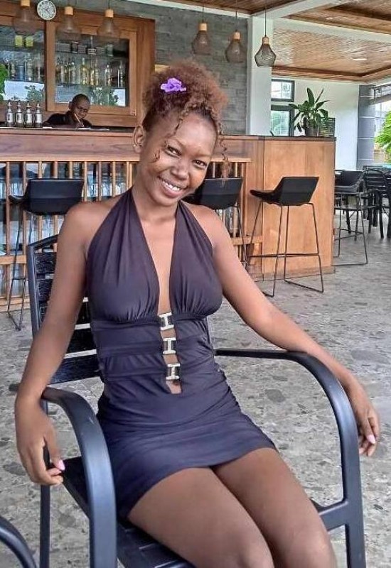 Yvette • 22 • Madagascar