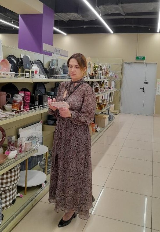 Ekaterina • 48 • Russia