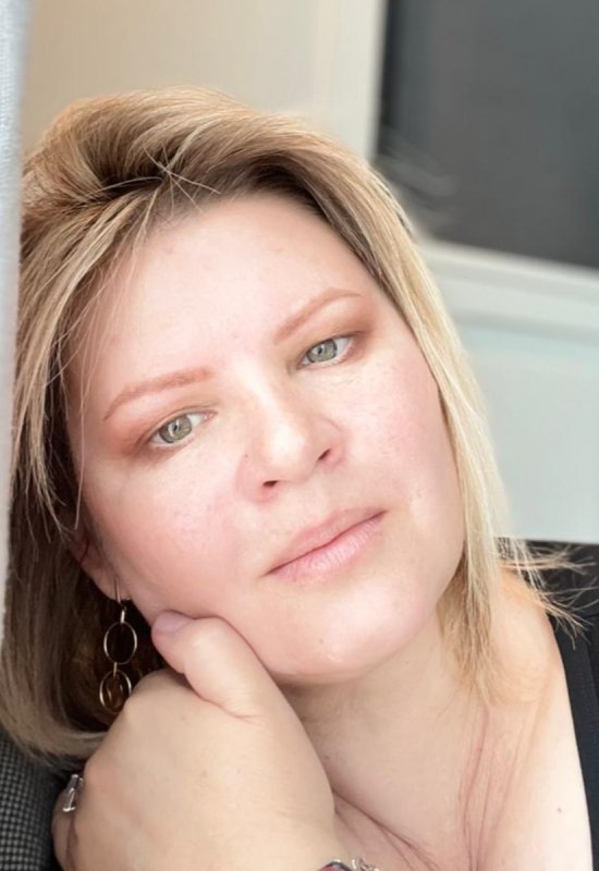 Natalia • 53 • Russie