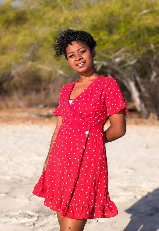 Wendy • 25 • Madagascar