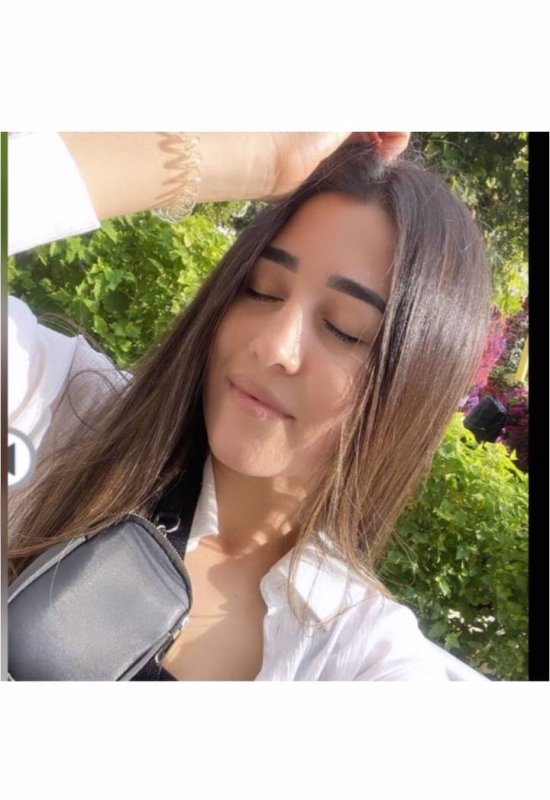 Dilya • 31 • Ouzbékistan