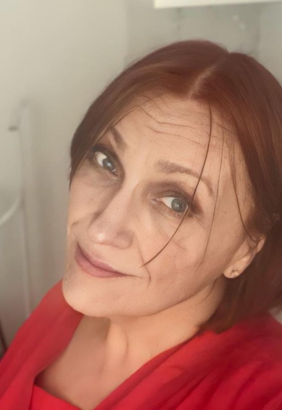 Svetlana • 57 • Russie