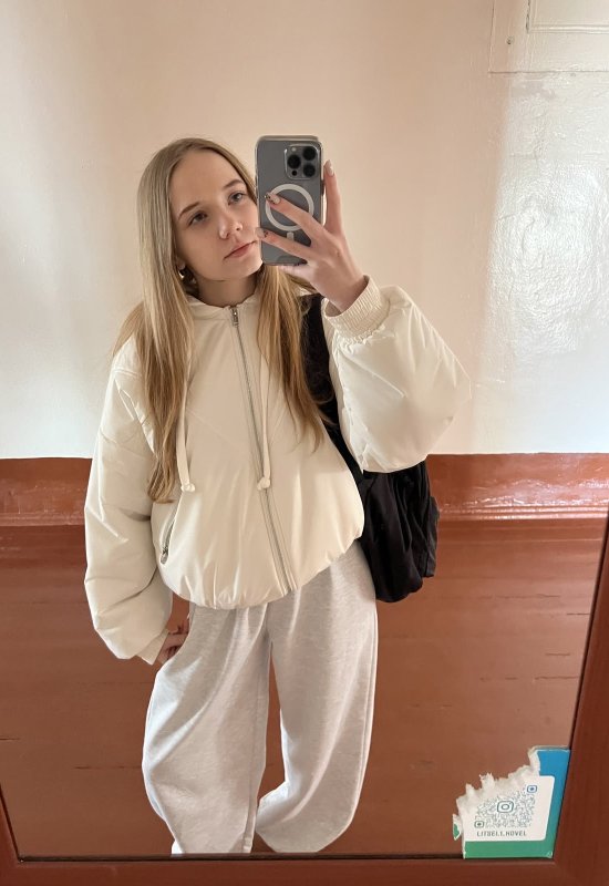 Maria • 23 • Germany