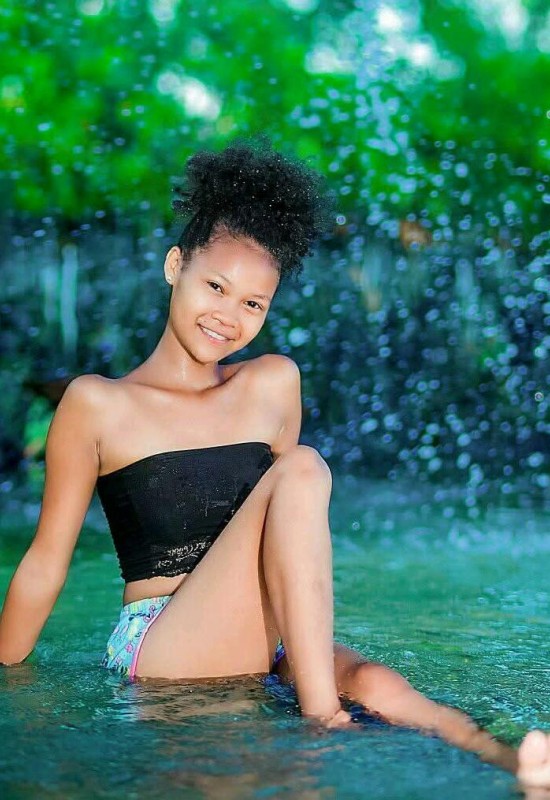 Jennifer • 21 • Madagascar
