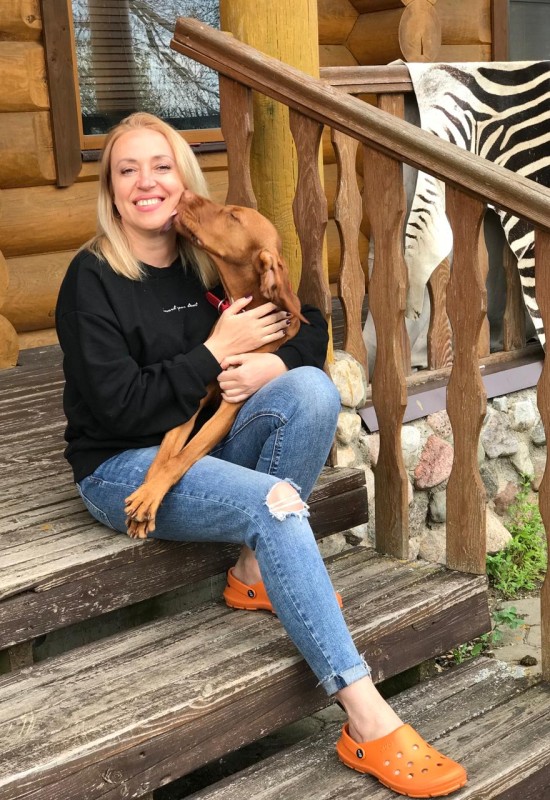 Elena • 51 • Russie