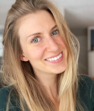 Kat, 36