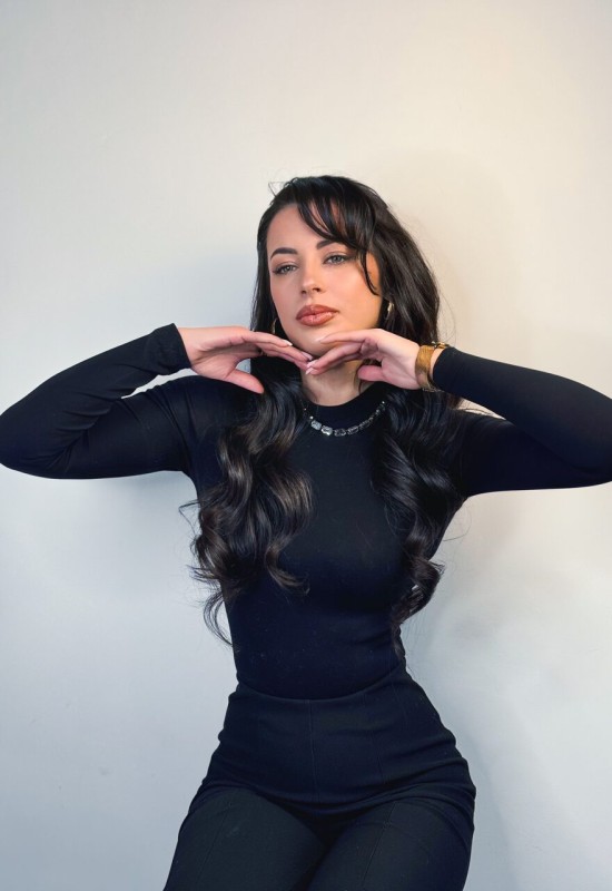 Victoria • 31 • Ukraine