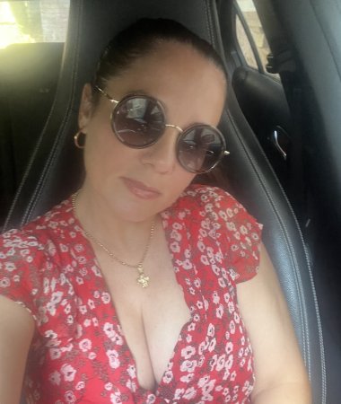 Nelli, 38