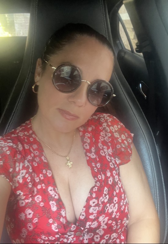 Nelli • 38 • Russia