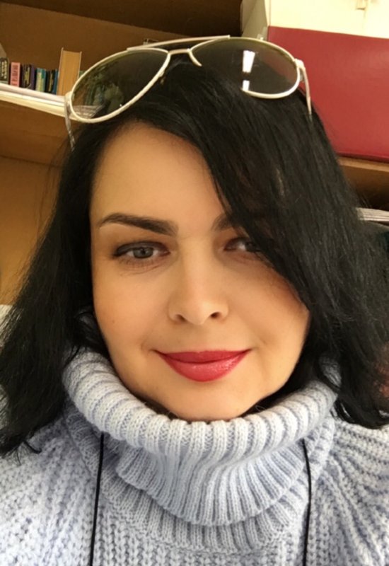 Irina • 55 • Russie
