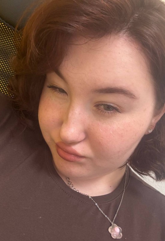 Sophia • 20 • Russia