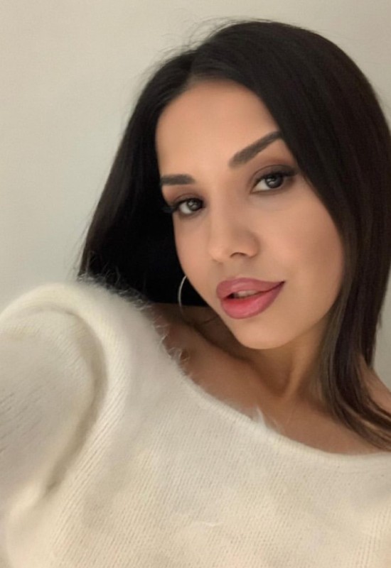 Anastasia • 31 • Russie