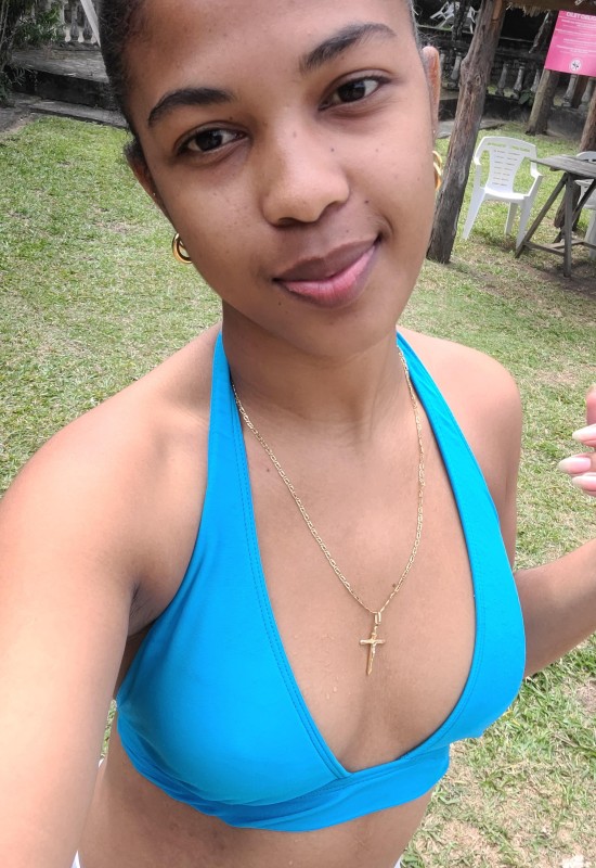 Willa • 26 • Madagascar