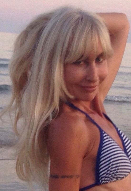 Elena • 51 • Белоруссия