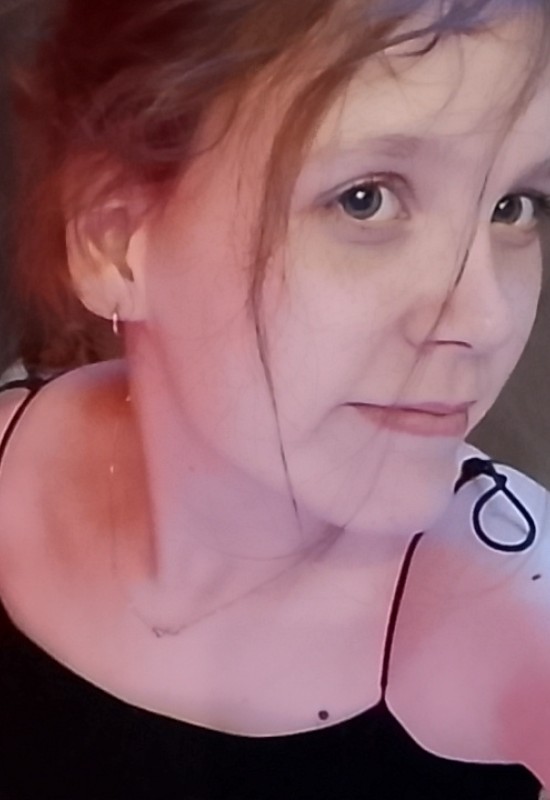 Alina • 19 • Росія