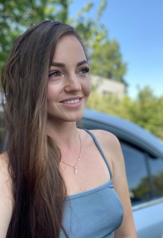 Svetlanka • 34 • Ukraine