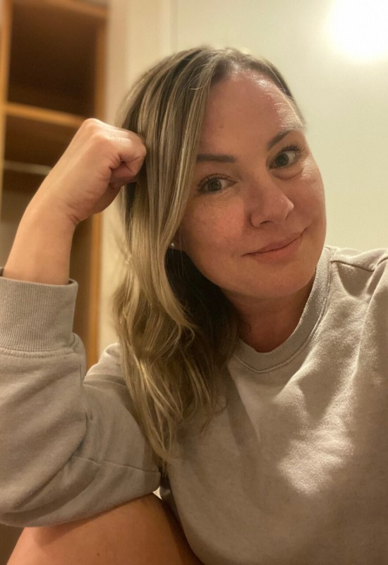 Erika • 46 • Finland