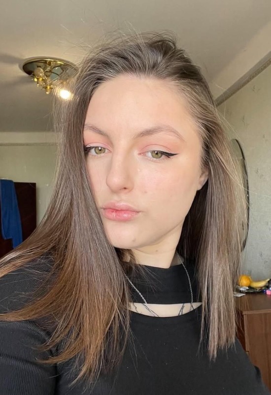 Victoria • 27 • Украина