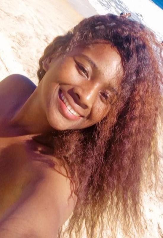 Hélène  • 26 • Madagascar