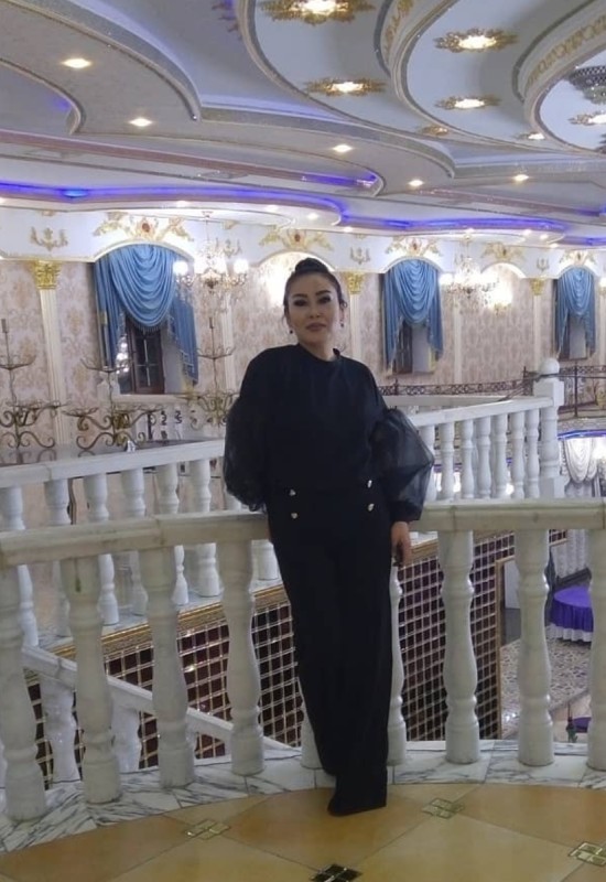 Gulziya • 37 • Kazakhstan