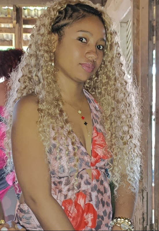 Olivia • 27 • Madagascar