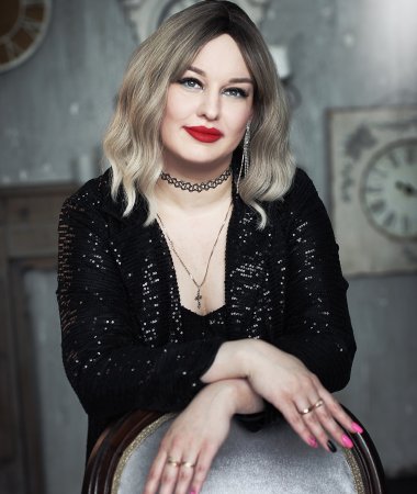 Alena, 34