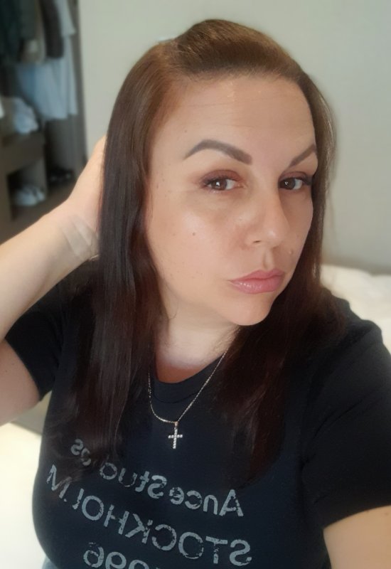 Ekaterina • 42 • Russie