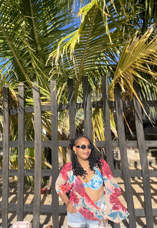 Ornella • 25 • Madagascar