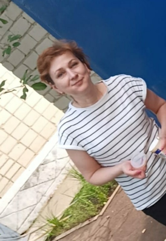 Marina • 52 • Russie