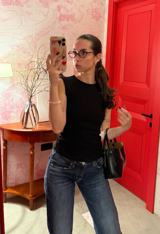 Elisabeta • 31 • Germany