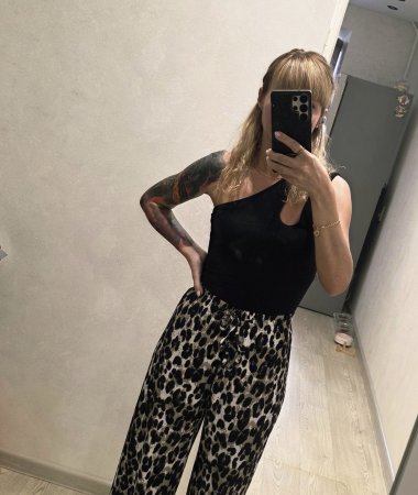 Katy, 40