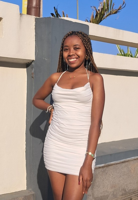 Fredina  • 22 • Madagascar