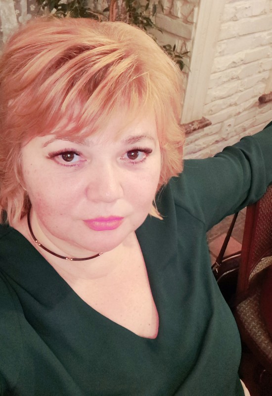 Tatiana • 53 • Ukraine 🇺🇦