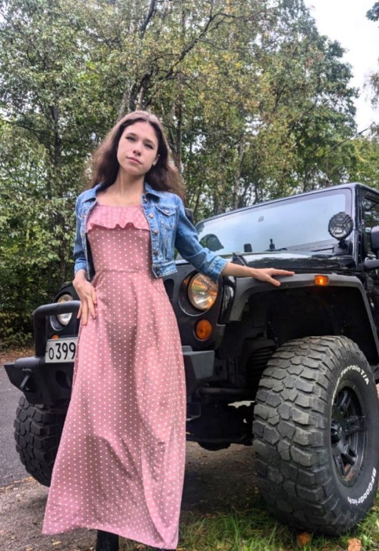 Sofia • 23 • Russia